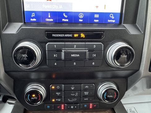 Used 2020 Ford F150 Limited w/ Trailer Tow Package image 18