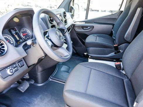 New 2025 Mercedes-Benz Sprinter 2500 image 16