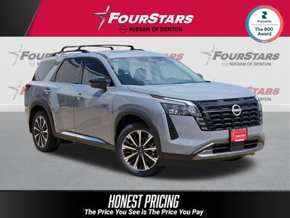 New 2026 Nissan Pathfinder Platinum w/ Cargo Package