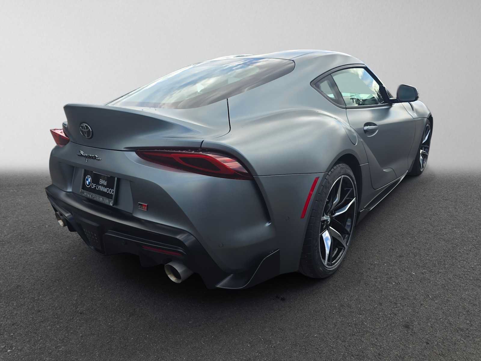 Used 2022 Toyota Supra RWD image 3