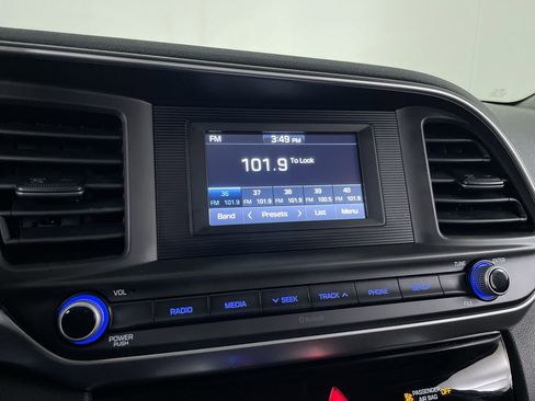 Used 2019 Hyundai Elantra SE w/ Cargo Package image 14