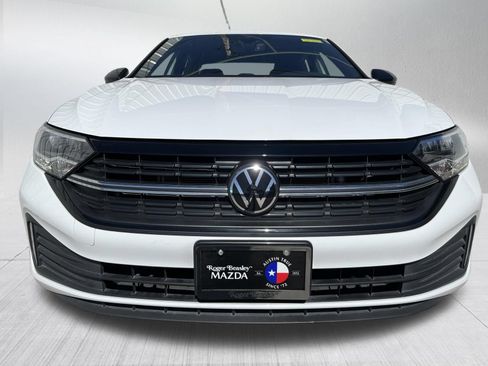 Used 2024 Volkswagen Jetta Sport FWD image 2
