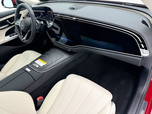 New 2026 Mercedes-Benz E 450 4MATIC Sedan image 17