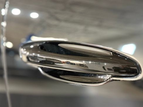 Used 2025 Porsche Cayenne Coupe image 15