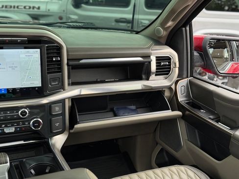 Used 2024 Ford F150 Platinum w/ Equipment Group 703A Plus AWD/4WD image 33