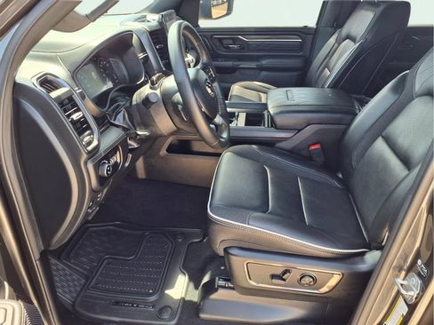 Used 2025 RAM 1500 Limited AWD/4WD image 21