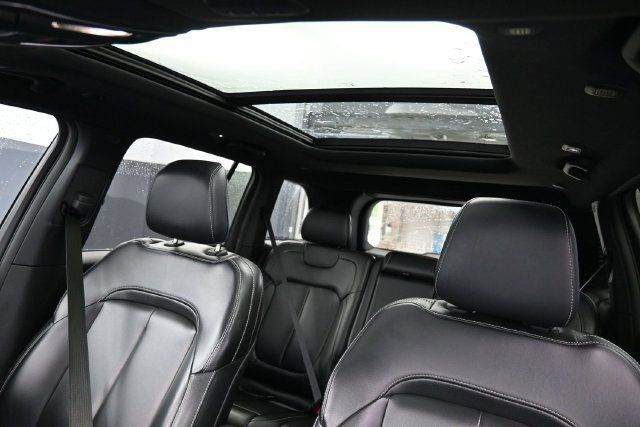 Used 2024 Jeep Grand Cherokee Limited 4xe AWD/4WD image 18