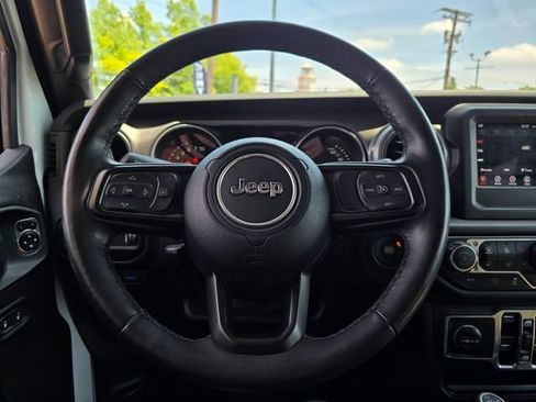 Used 2023 Jeep Wrangler Unlimited w/ Cold Weather Group AWD/4WD image 11