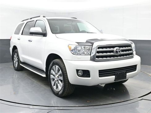 Used 2017 Toyota Sequoia Limited image 2
