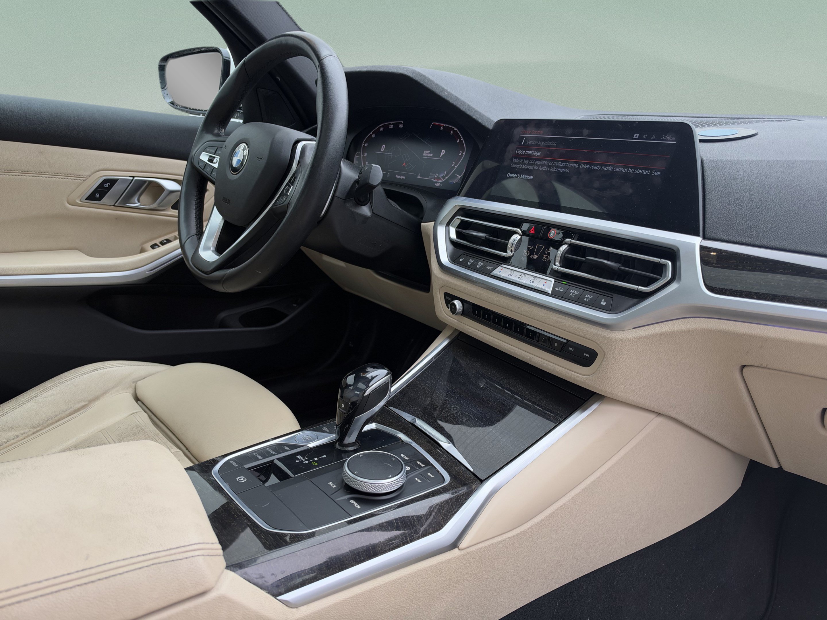 Used 2020 BMW 330i Sedan w/ Convenience Package RWD image 19