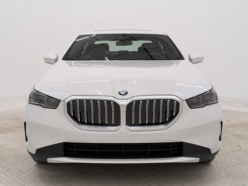 New 2026 BMW 530i RWD image 6