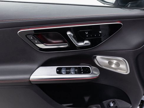 Used 2025 Mercedes-Benz GLC 63 AMG S w/ Driver Assistance Package image 6