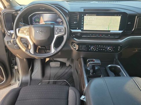 Used 2025 Chevrolet Silverado 1500 RST w/ Rally Edition AWD/4WD image 14
