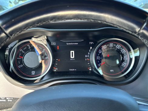 Used 2020 Dodge Challenger SXT RWD image 21