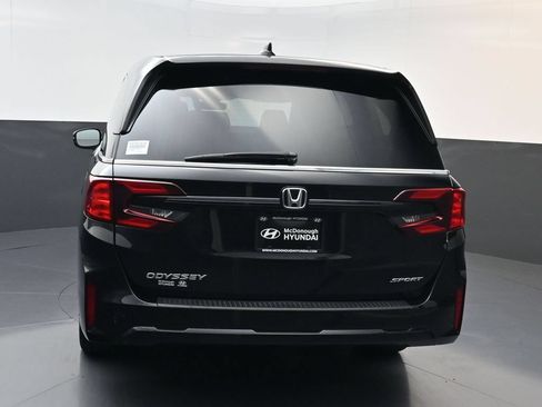Used 2025 Honda Odyssey Sport-L image 4