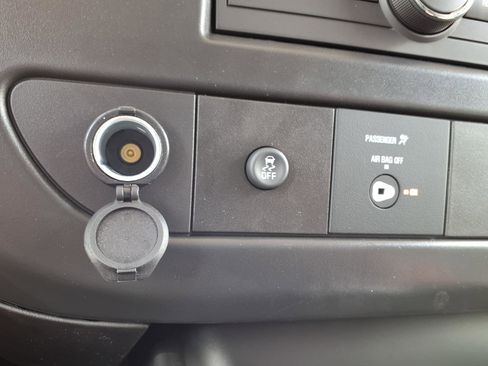 New 2026 GMC Savana 3500 w/ Driver Convenience Package image 7