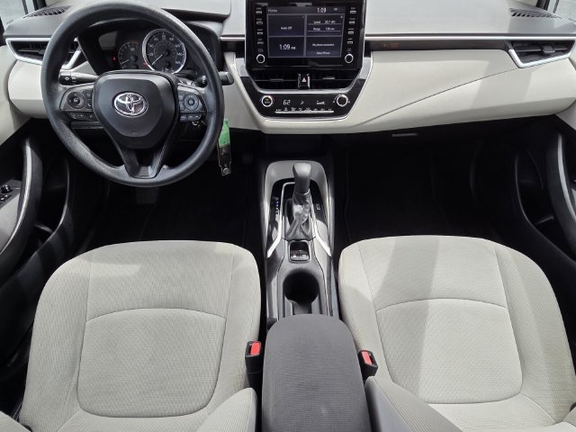 Used 2020 Toyota Corolla LE FWD image 11
