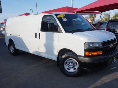 Used 2020 Chevrolet Express 3500 Extended w/ Driver Convenience Package RWD image 2