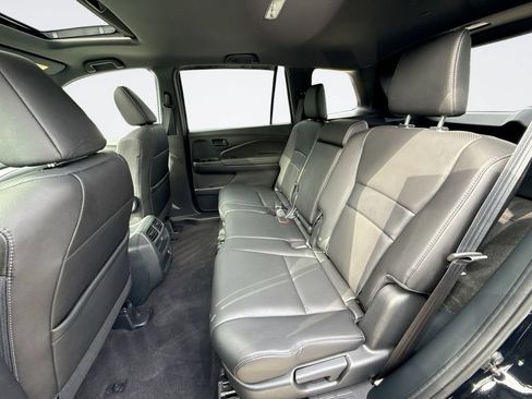 Used 2023 Honda Passport EX-L image 25