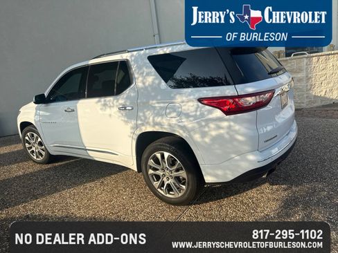 Used 2020 Chevrolet Traverse Premier FWD image 5