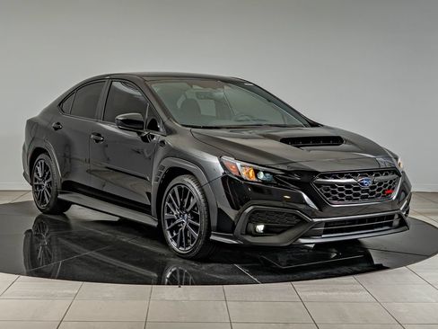 Used 2025 Subaru WRX Premium AWD/4WD image 3