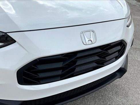 Certified 2024 Honda HR-V Sport image 31