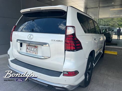 Used 2018 Lexus GX 460 Premium AWD/4WD image 3