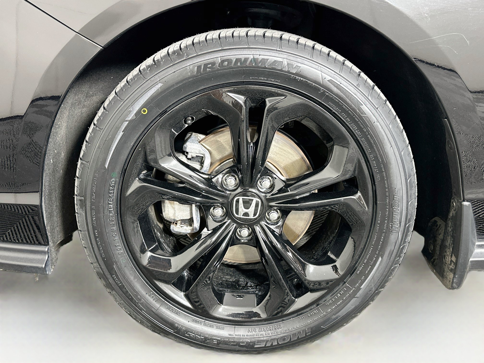 Used 2025 Honda Accord SE image 11