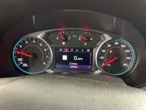 Used 2019 Chevrolet Equinox LT w/ Sun & Navigation Package image 25