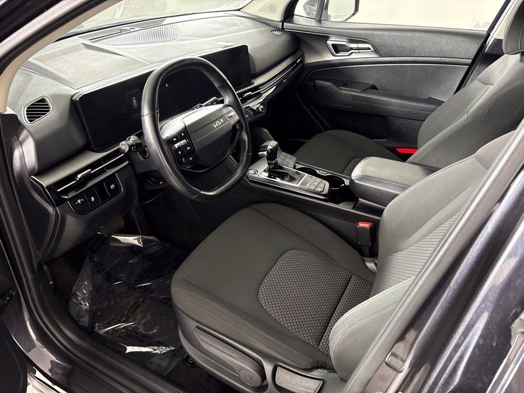 Used 2026 Kia Sportage LX FWD image 26