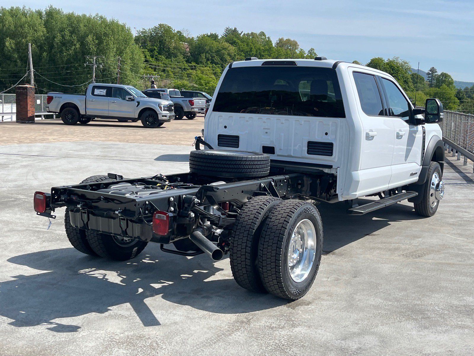 New 2026 Ford F450 Lariat AWD/4WD image 3