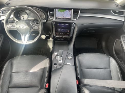 Used 2019 INFINITI QX50 Essential w/ Premium Heat Package image 14
