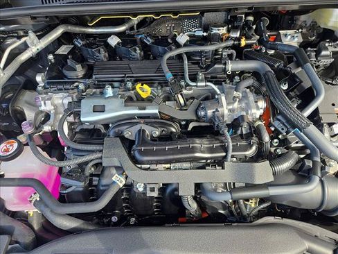 New 2027 Toyota Prius LE FWD image 17