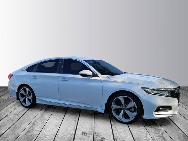 Used 2018 Honda Accord Touring image 7