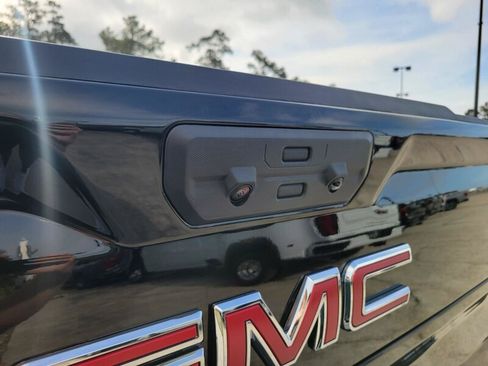 New 2026 GMC Sierra 1500 SLT AWD/4WD image 7