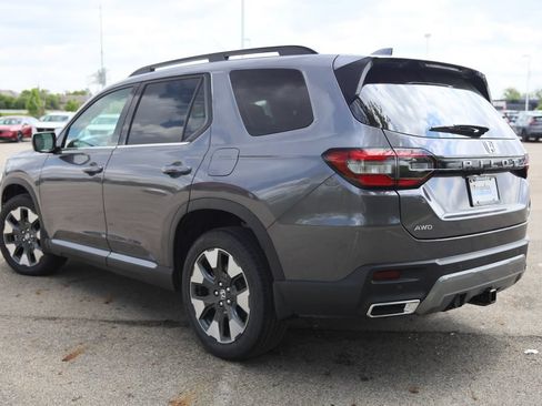 New 2026 Honda Pilot Elite image 4