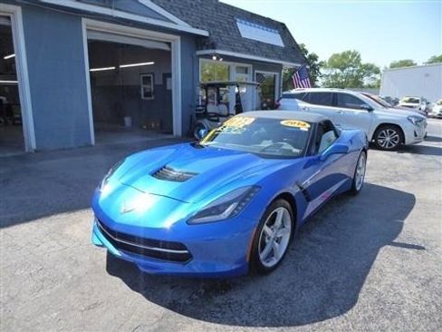 Used 2014 Chevrolet Corvette Stingray Convertible w/ 3LT Preferred Equipment Group RWD image 17