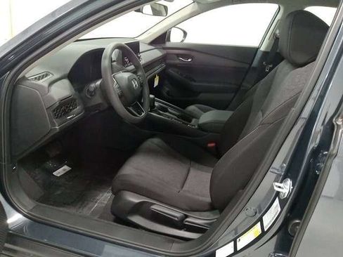 Used 2023 Honda Accord LX image 15