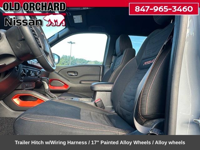 Used 2025 Nissan Frontier PRO-4X w/ Pro Convenience Package AWD/4WD image 9