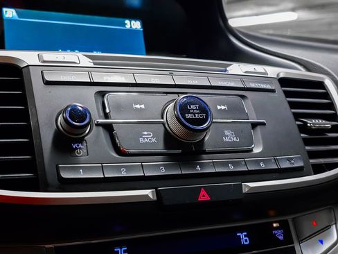 Used 2014 Honda Accord LX image 27