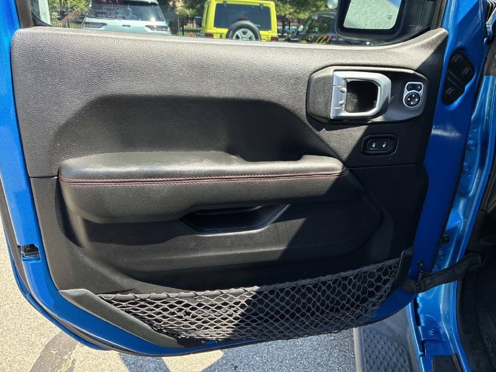 Used 2021 Jeep Gladiator Rubicon AWD/4WD image 22