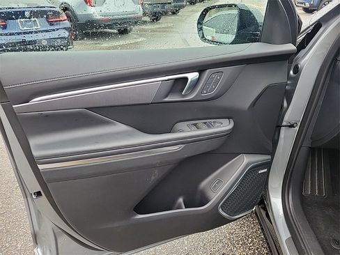 New 2025 Buick Enclave Sport Touring w/ Power Package image 8