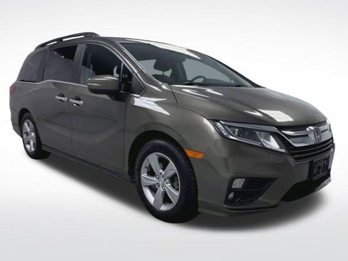 Used 2018 Honda Odyssey EX image 2