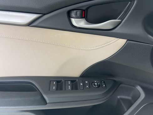 Used 2021 Honda Civic EX image 21