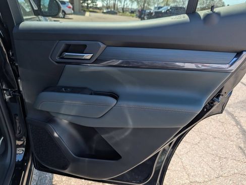 New 2026 GMC Terrain AT4 w/ Convenience Package III AWD/4WD image 25