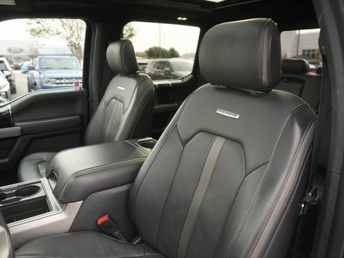 Used 2022 Ford F450 Platinum image 10