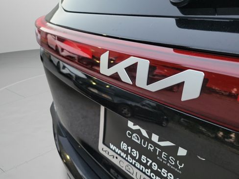 Certified 2024 Kia Seltos EX FWD image 29
