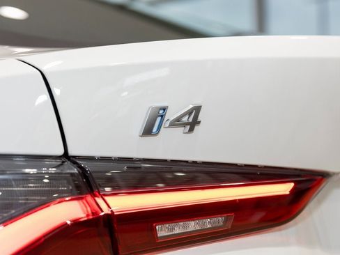 Used 2025 BMW i4 xDrive40i w/ Premium Package image 10