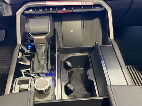 New 2026 Toyota Tundra Platinum AWD/4WD image 15