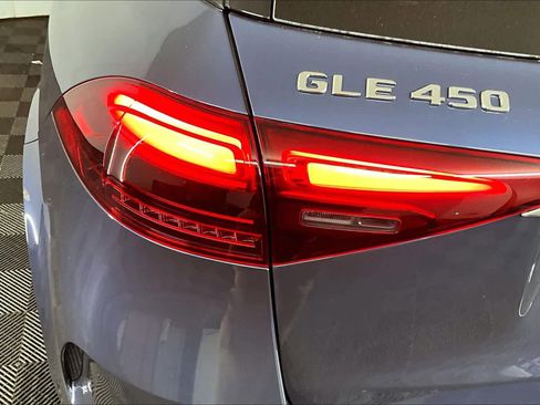 New 2026 Mercedes-Benz GLE 450 4MATIC image 6